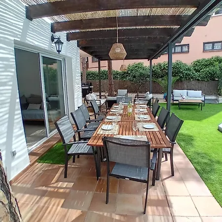 וילה Villa 10 People, 150 M From The Sea, Pool And Garden *