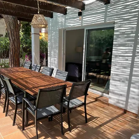 Villa 10 People, 150 M From The Sea, Pool And Garden *