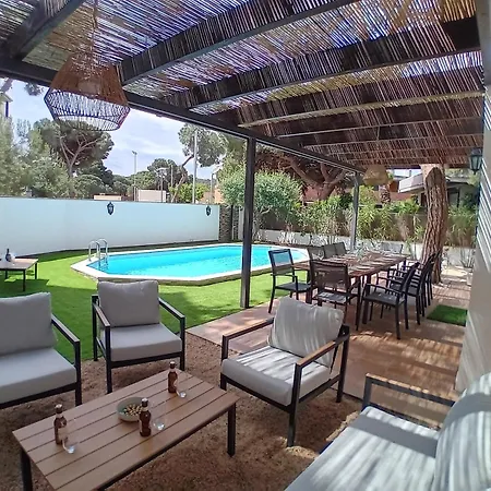 Villa 10 People, 150 M From The Sea, Pool And Garden * פלטחה ד'ארו